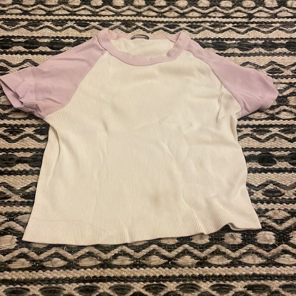 Brandy Melville cute top